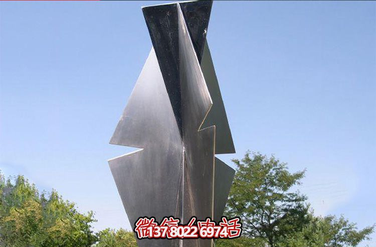 不銹鋼雕塑景觀，點(diǎn)綴學(xué)校、公園環(huán)境