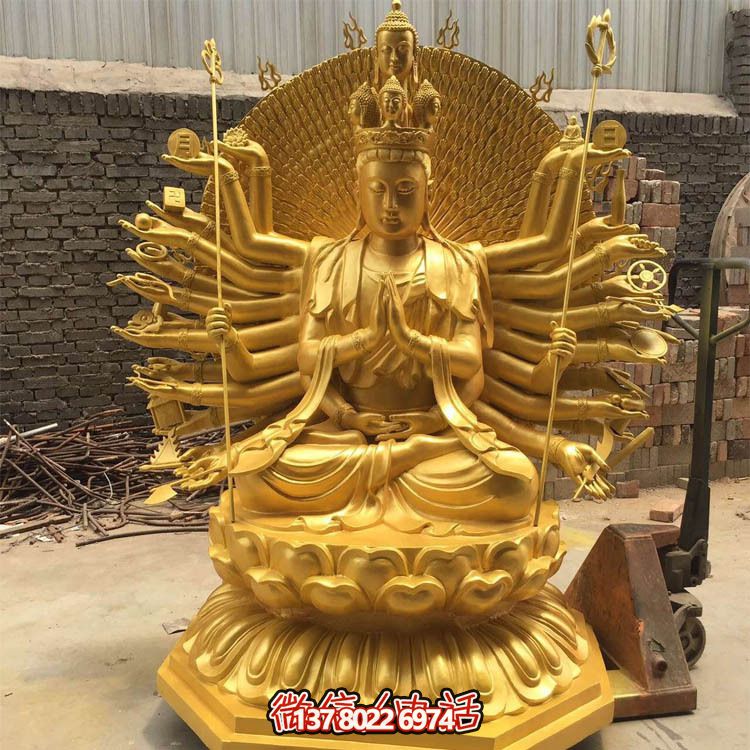 貼金千手觀音雕塑，精美裝飾大型寺廟