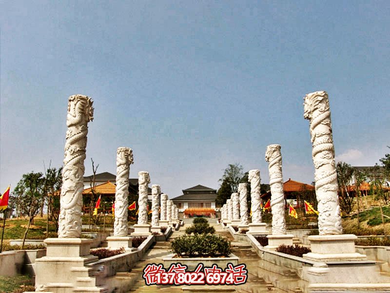 傳統(tǒng)工藝石雕龍柱，傳承古老文化