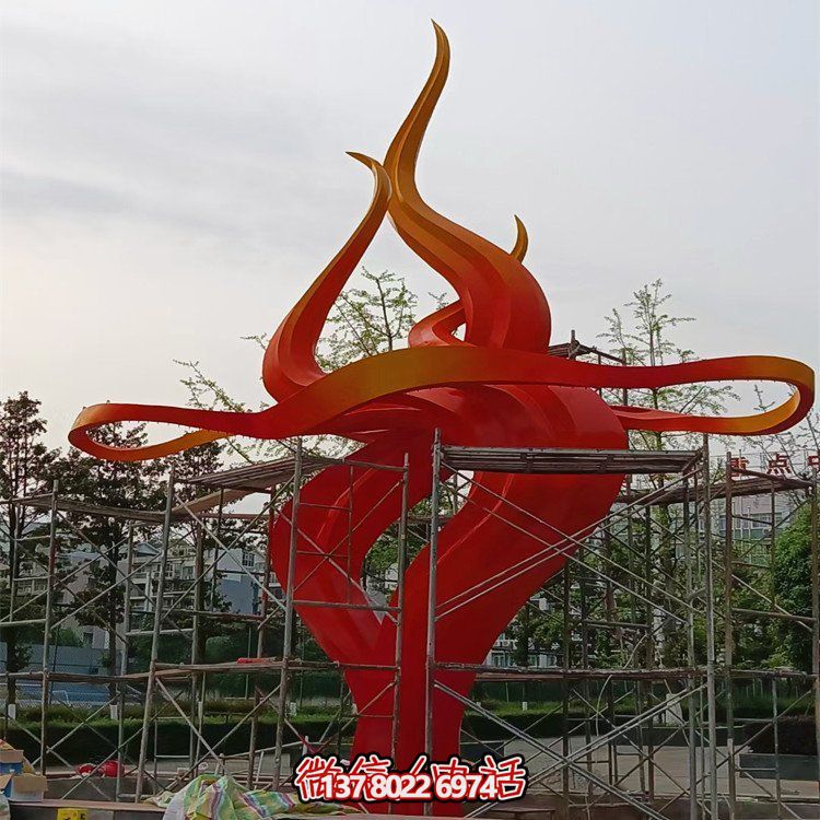 創(chuàng)意景觀不銹鋼雕塑擺件，點(diǎn)亮小區(qū)別墅美景