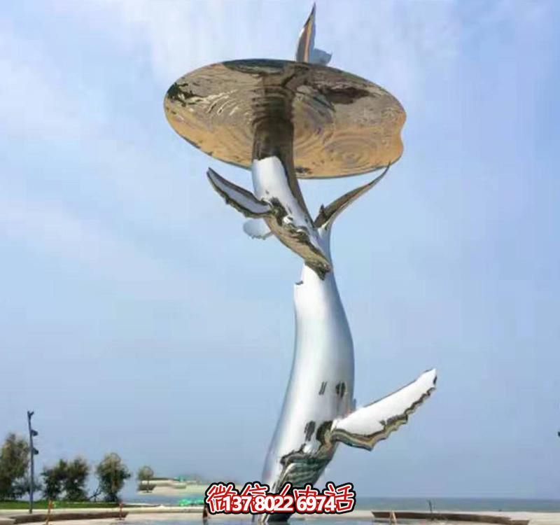 不銹鋼海豚雕塑，為戶外游泳添彩