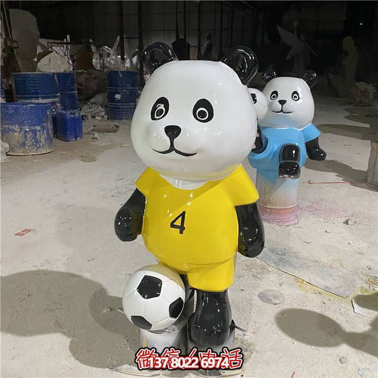 足球旅游景區(qū)，讓你玩轉(zhuǎn)卡通公仔和雕塑