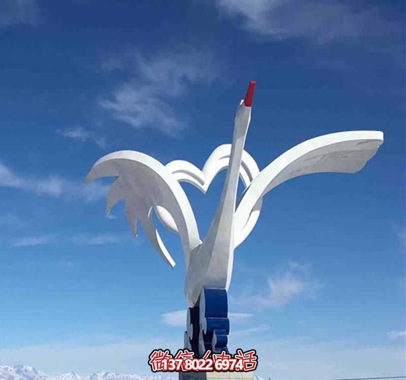 不銹鋼愛心鶴雕塑，點(diǎn)亮廣場(chǎng)創(chuàng)意之美