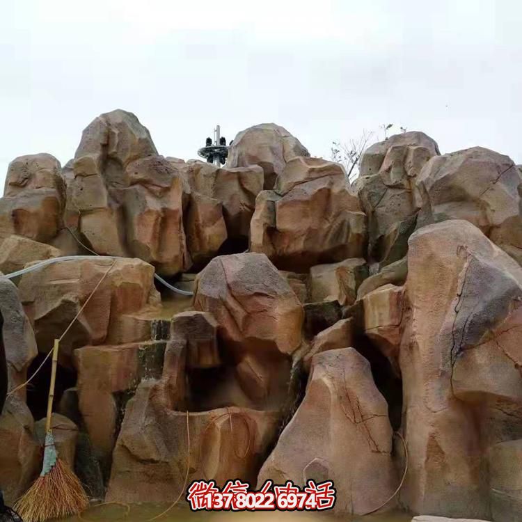 精致假山水泥裝飾游樂(lè)園，為小區(qū)提供無(wú)盡樂(lè)趣
