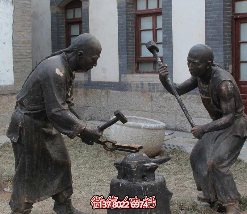 古人鑄造青銅雕塑，景觀美化擺放