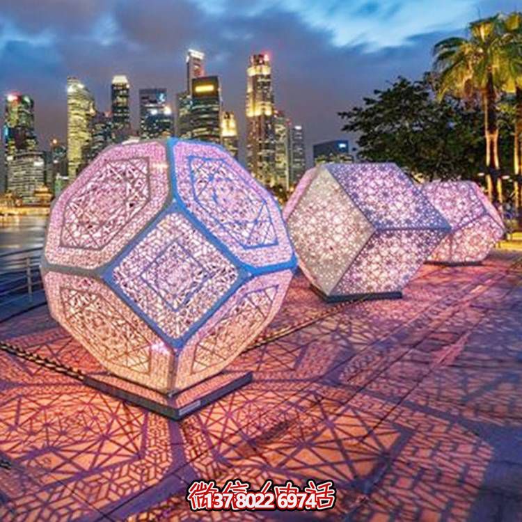 創(chuàng)意不銹鋼鏤空景觀雕塑，添彩美化戶外廣場