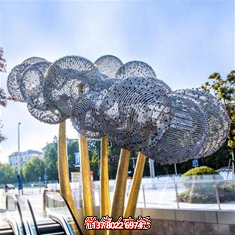 不銹鋼雕塑，點(diǎn)綴城市地標(biāo)，為建筑、園林、廣場(chǎng)、景觀增添獨(dú)特魅力