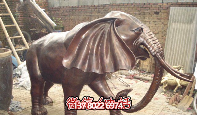 創(chuàng)意仿銅大象雕塑，美化環(huán)境景觀