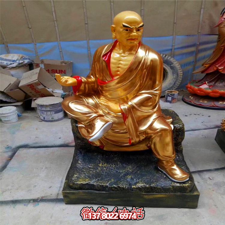 噴金烤漆菩薩雕塑，擁有古老神秘的十八羅漢美學(xué)