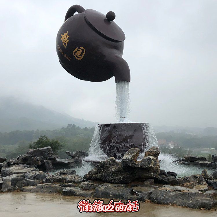 這款創(chuàng)意玻璃鋼懸空流水擺件，是一款非常適合大型園林景區(qū)及戶外空間裝飾的藝術品