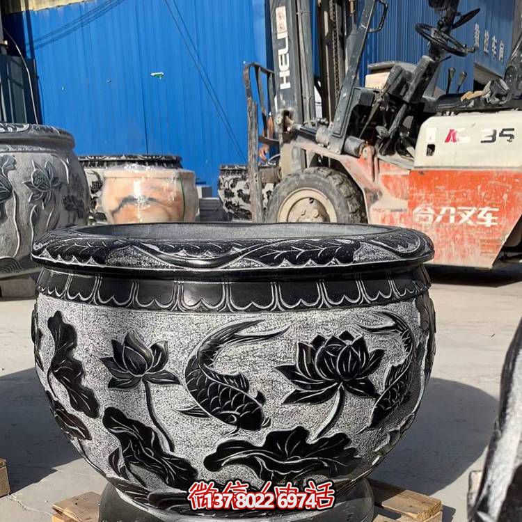 精美荷花浮雕缸，融合經(jīng)典元素，打造清新安靜空間