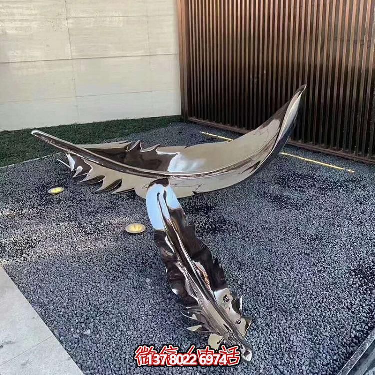 不銹鋼羽毛擺件鏡面裝飾，點(diǎn)亮戶外公園