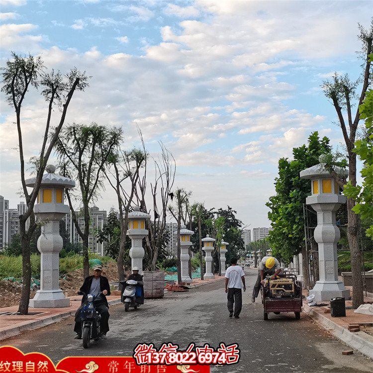 精美絕倫的大型石雕燈籠，專為園林路燈定制