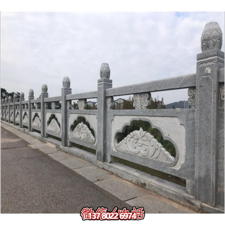 精致青石石雕欄桿，打造美麗公園景區(qū)