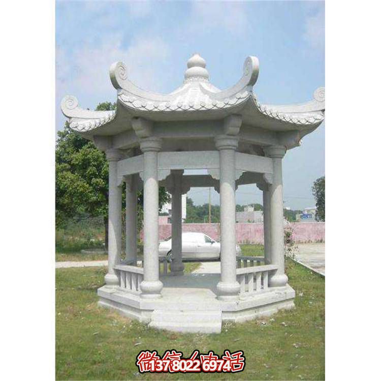 精美石雕涼亭，為公園添彩