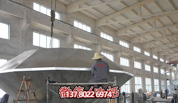 室內創(chuàng)意不銹鋼切割鉆石雕塑