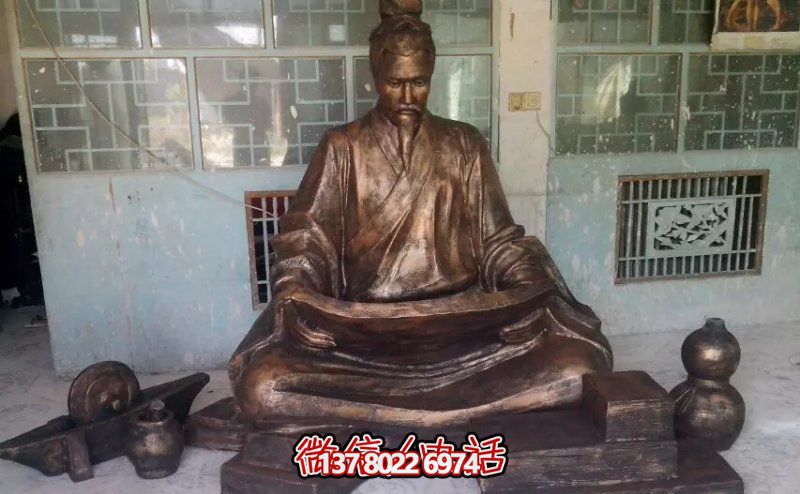 景區(qū)玻璃鋼仿銅古代人物坐著的讀書(shū)雕塑